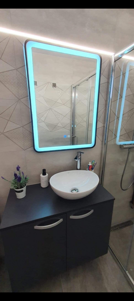 Firma constructii amenajari interioare exterioare case la rosu si la chie